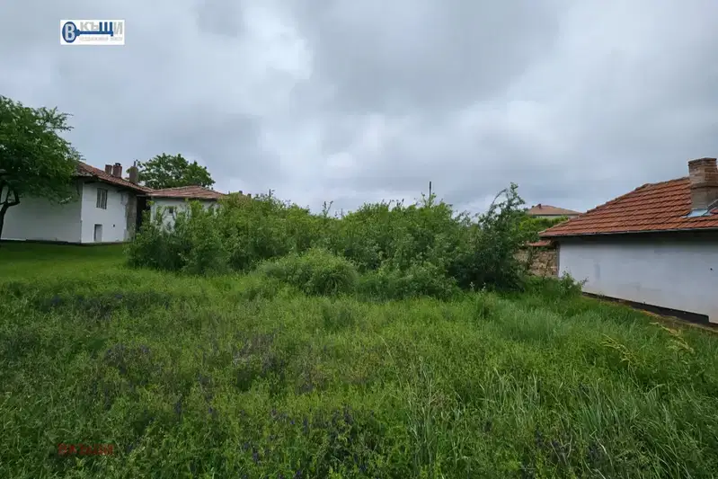 Парцел във Велико Търново, с. Беляковец
