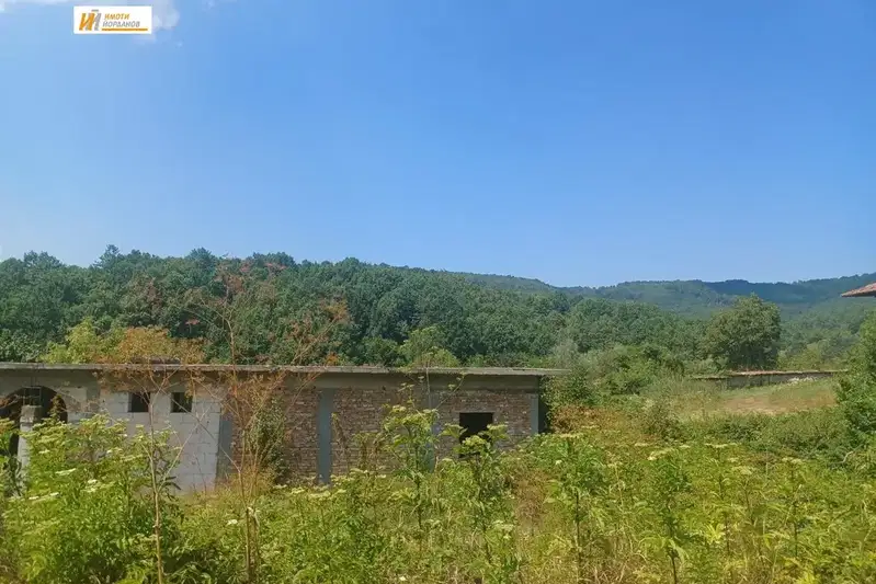 Plot in Oblast Veliko Tyrnovo, Blyskovci