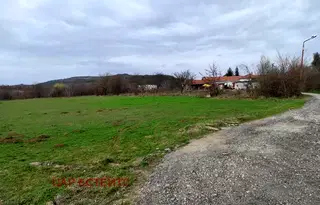 Парцел във Велико Търново, с. Драгижево