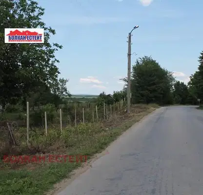 Снимка 5 — Парцел във Велико Търново, с. Хотница