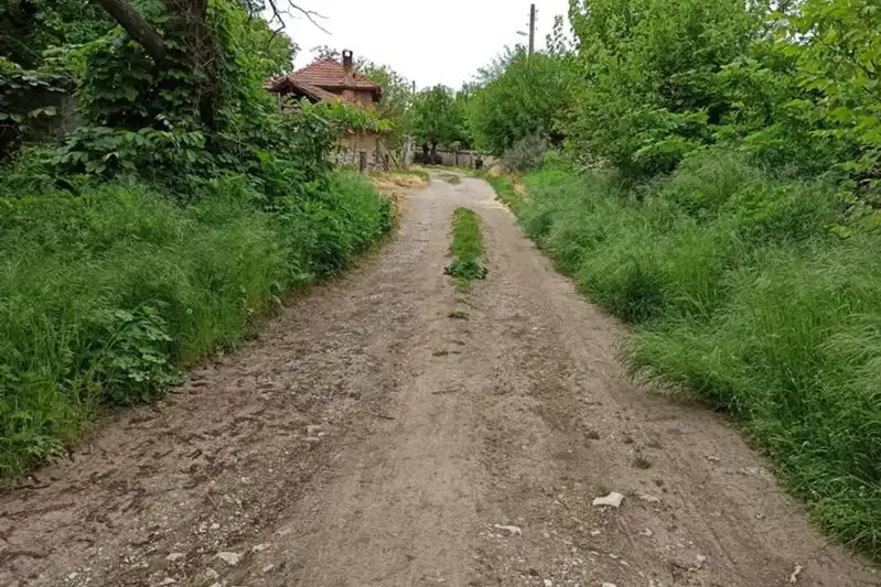 Парцел във Велико Търново, с. Хотница