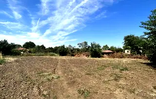 Парцел във Велико Търново, с. Караисен