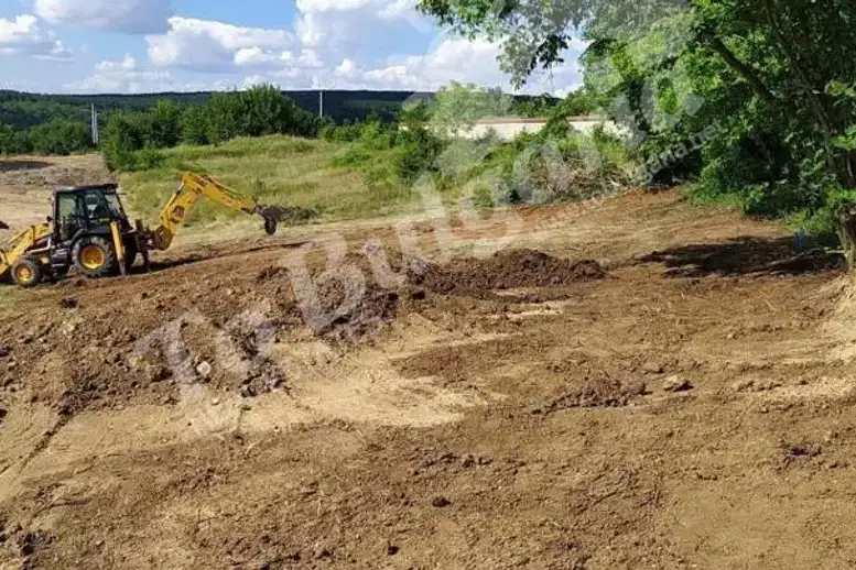 Парцел във Велико Търново, с. Малки чифлик