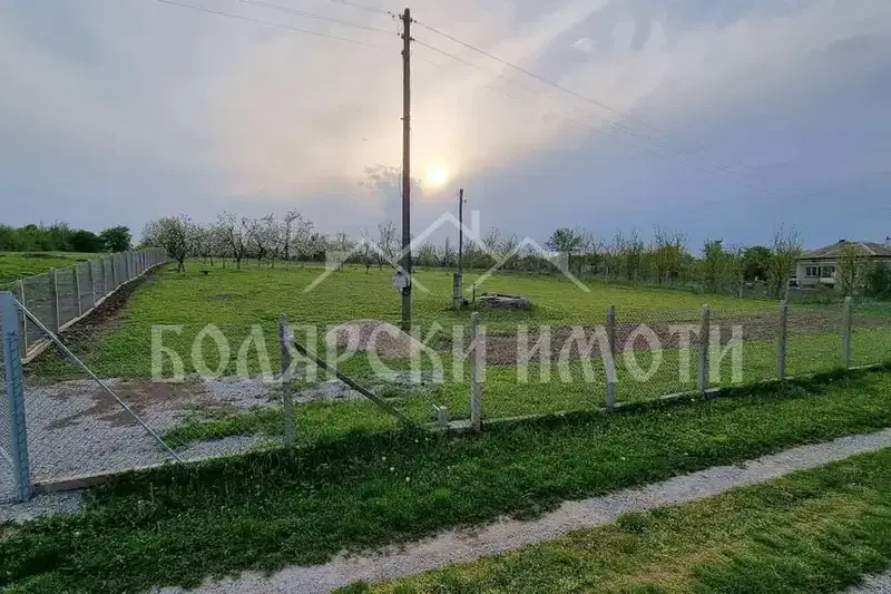 Парцел във Велико Търново, с. Мерданя