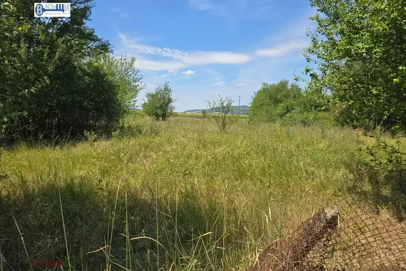 Парцел във Велико Търново, с. Мерданя