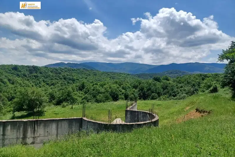 Plot in Oblast Veliko Tyrnovo, Miikovci