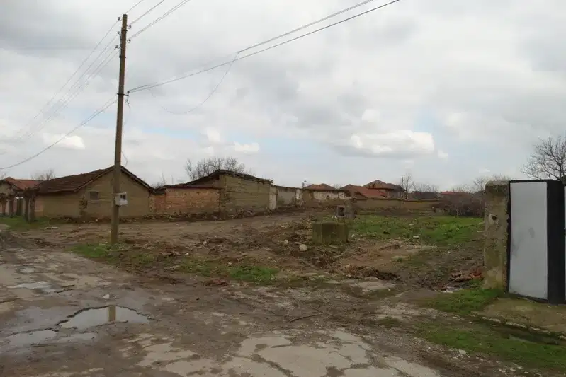 Plot in Oblast Veliko Tyrnovo, Nedan