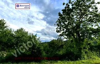 Парцел във Велико Търново, с. Пчелище