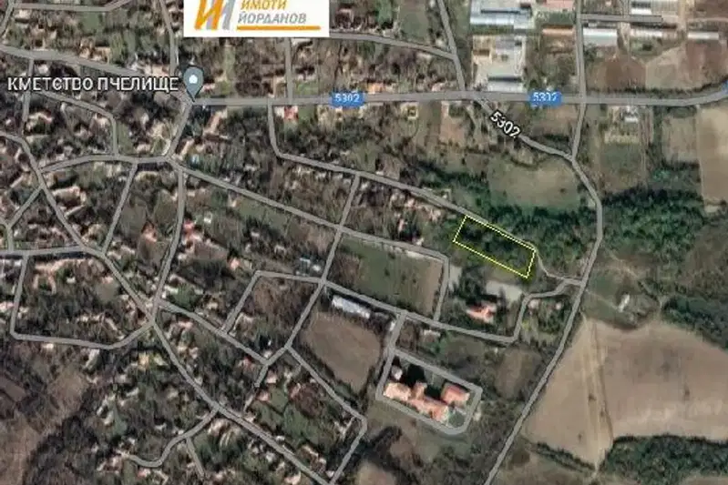 Парцел във Велико Търново, с. Пчелище
