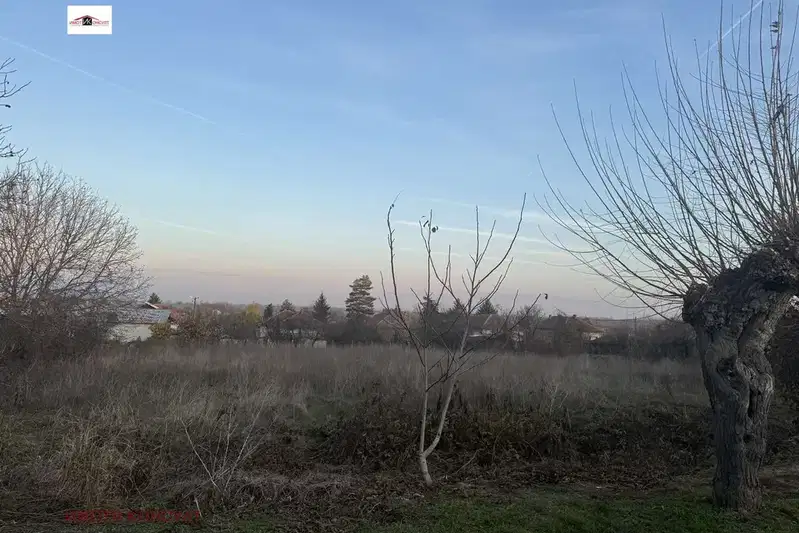 Парцел във Велико Търново, с. Поликраище