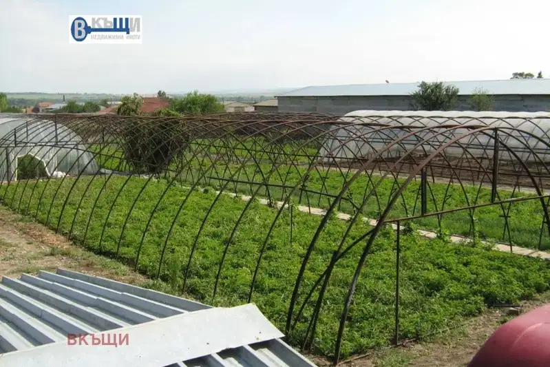 Plot in Oblast Veliko Tyrnovo, Polikraishte