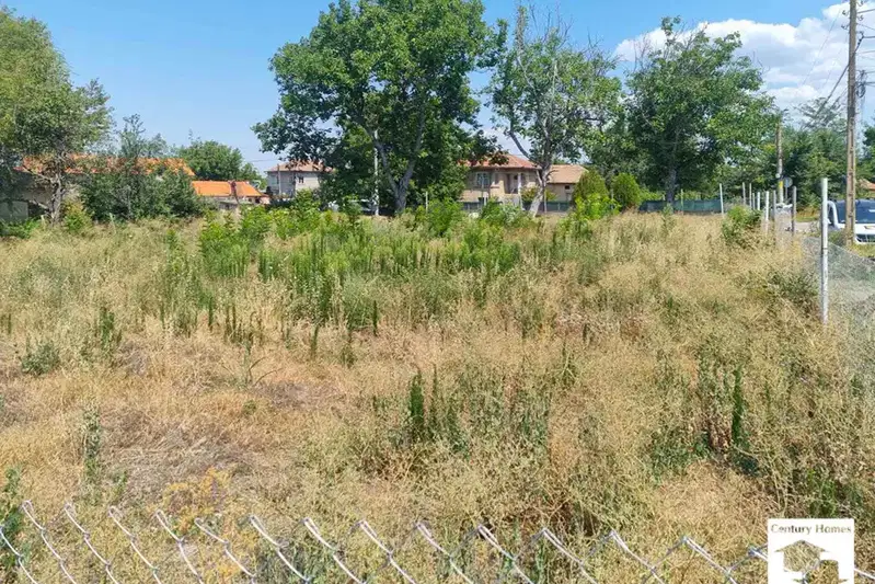 Plot in Oblast Veliko Tyrnovo, Polikraishte
