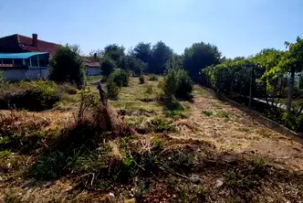 Парцел във Велико Търново, с. Правда