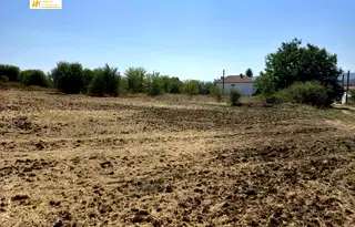Парцел във Велико Търново, с. Правда