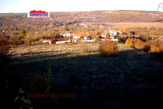 Парцел във Велико Търново, с. Пушево