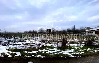 Парцел във Велико Търново, с. Първомайци