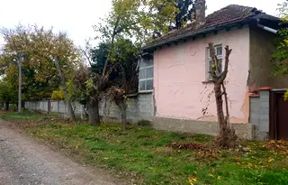 Парцел във Велико Търново, с. Ресен