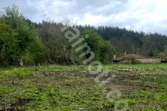 Парцел във Велико Търново, с. Руховци