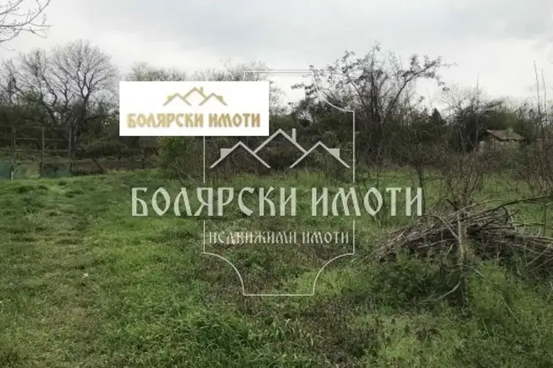 Plot in Veliko Tyrnovo, Samovodene