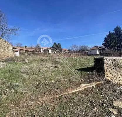 Photo 3 — Plot in Veliko Tyrnovo, s. Vishov