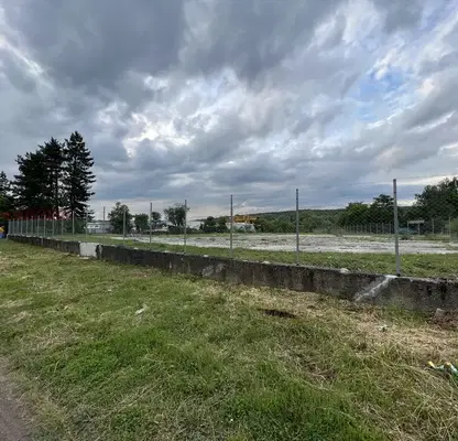 Снимка 4 — Парцел във Враца, Мездра