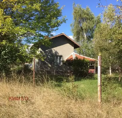 Снимка 4 — Промишлена сграда в с. Кривина