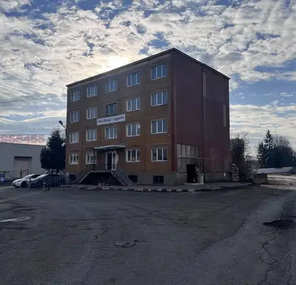 Снимка 2 — Промишлена сграда в с. Яна