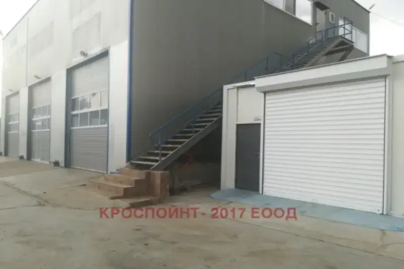 Industrial Building in German