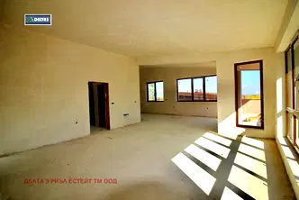 Промишлена сграда в м-т Детски