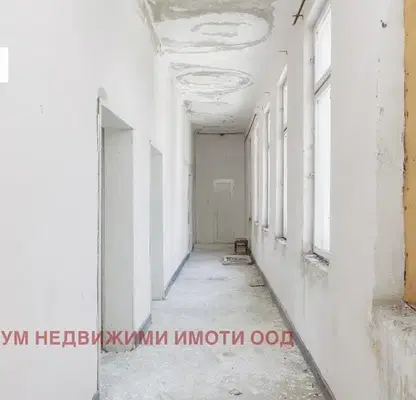Снимка 4 — Промишлена сграда в Плевен, 9-ти квартал