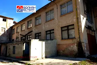 Промишлена сграда във Велико Търново, Асенов
