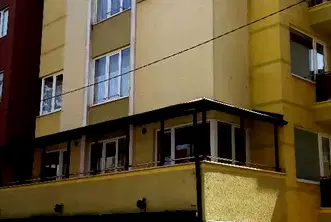 Промишлена сграда в София, Белите брези