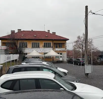 Снимка 2 — Промишлена сграда в Кюстендил, Бял камък