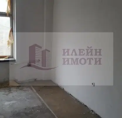 Снимка 4 — Промишлена сграда в Русе, Център