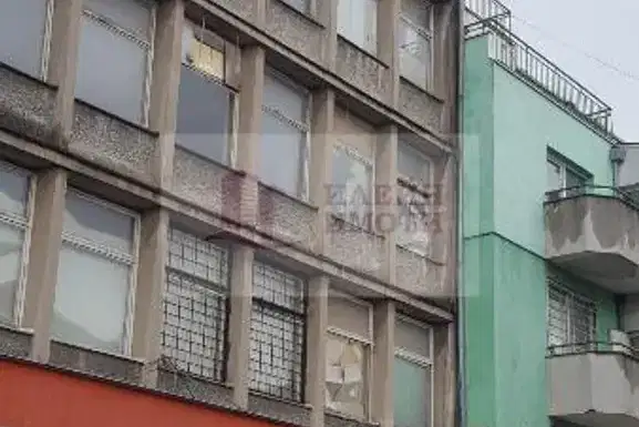 Industrial Building in Ruse, Centyr