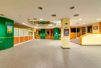 Промишлена сграда в София, Център