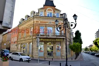 Промишлена сграда в Русе, Център