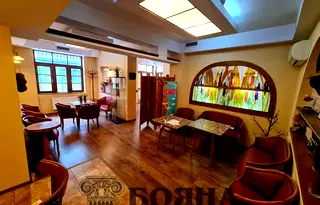 Промишлена сграда в Русе, Център