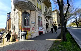 Промишлена сграда във Варна, Център