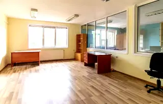 Промишлена сграда в Сливен, Център