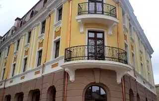 Промишлена сграда в Добрич, Център