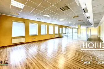 Промишлена сграда в София, Център
