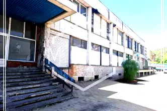 Промишлена сграда във Велико Търново, Чолаковци