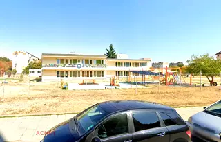 Промишлена сграда в София, Дружба 1