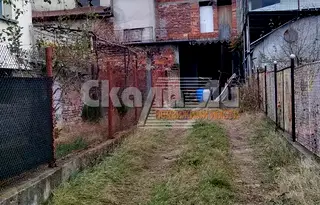 Промишлена сграда в София, Филиповци