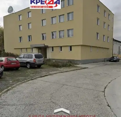 Снимка 2 — Промишлена сграда в Кърджали, Гледка