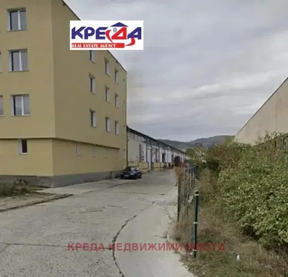Снимка 3 — Промишлена сграда в Кърджали, Гледка
