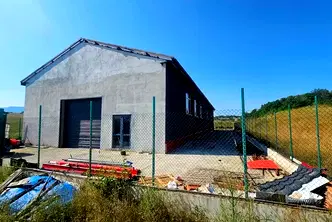 Промишлена сграда в Кърджали, Гледка