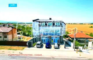 Промишлена сграда в София, Илиянци