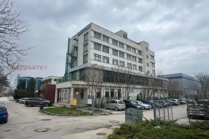 Industrial Building in Pleven, Industrialna Zona